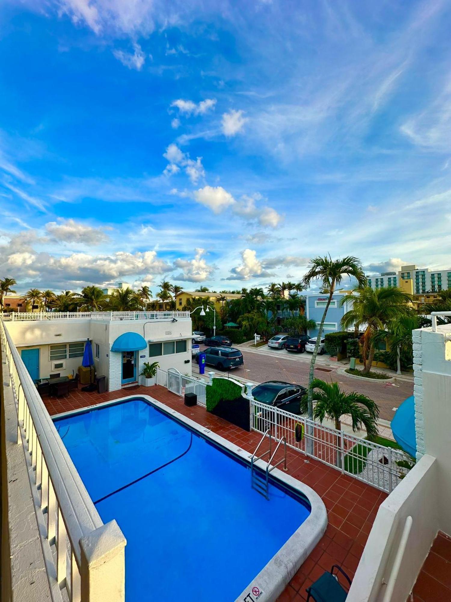 Pousada Suites Hollywood Esterno foto