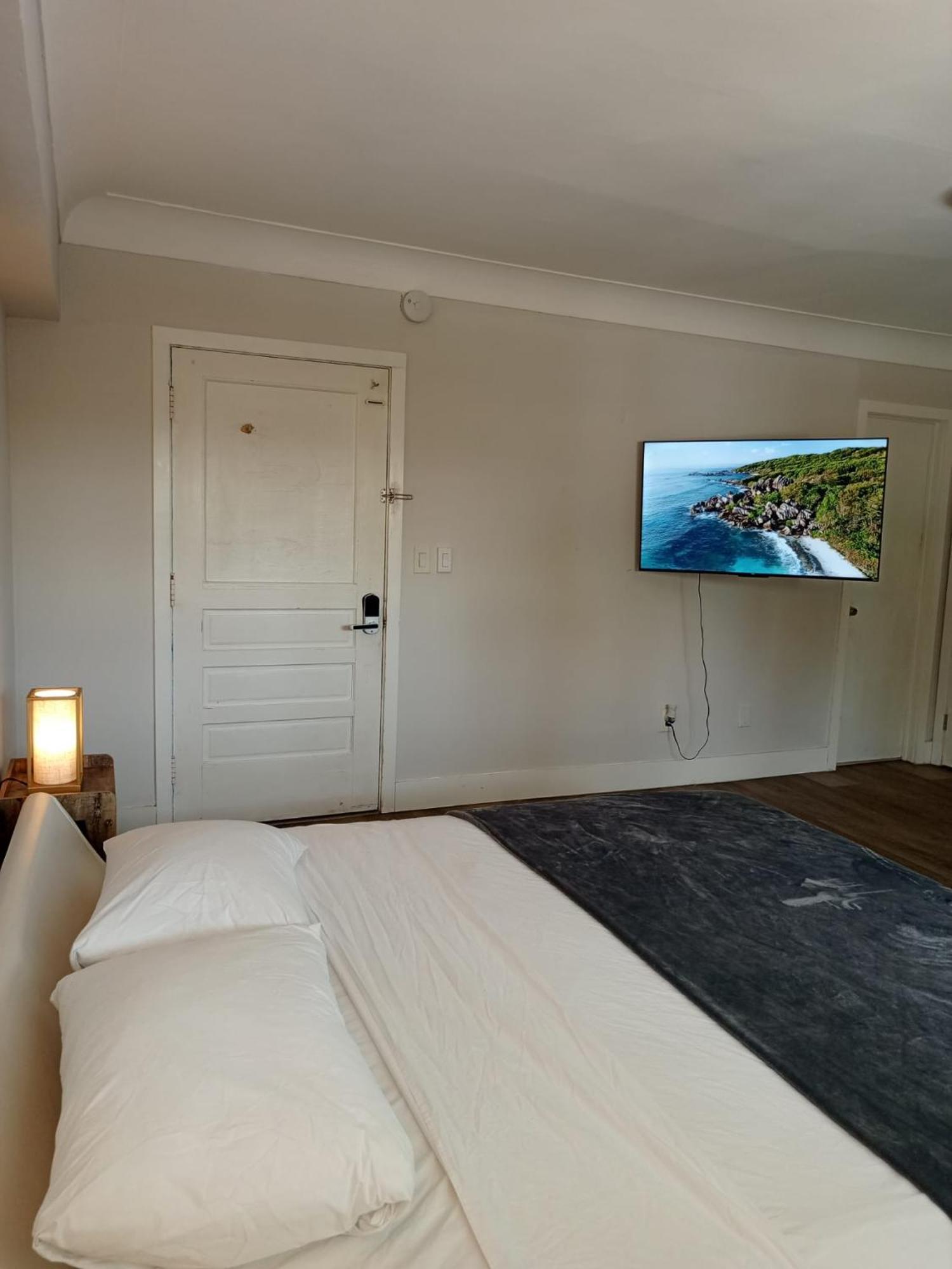 Pousada Suites Hollywood Esterno foto